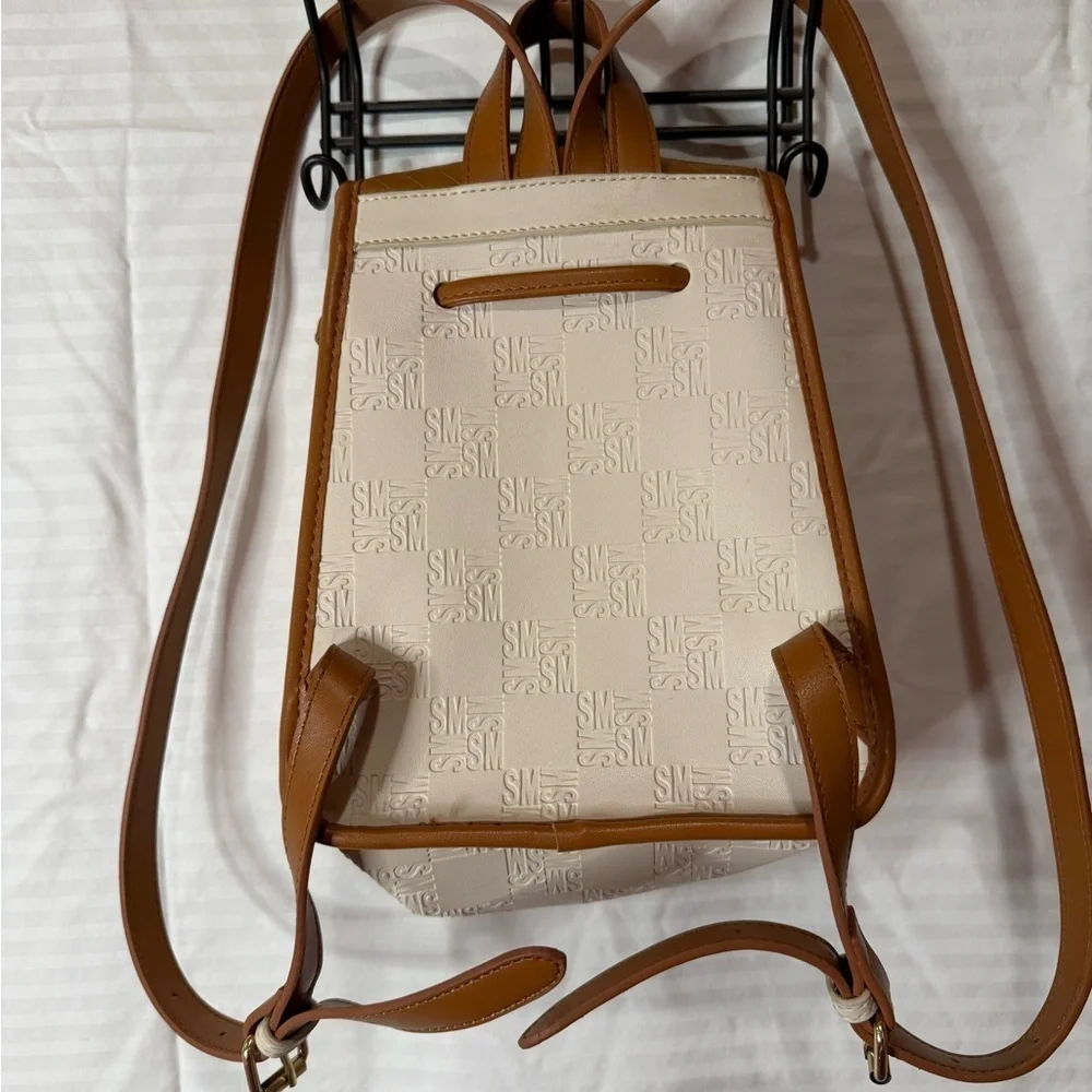 Steve Madden Elegant Tan and Cream Women's Backpack NWOT - Never Used